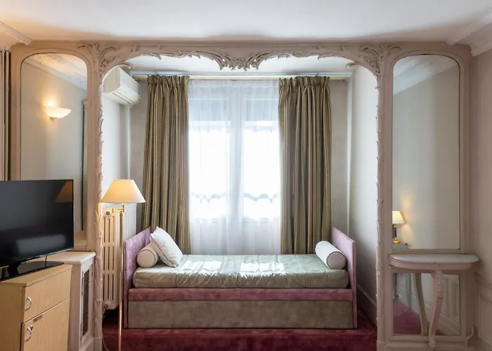 Langlois Hotel 3*
