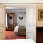 Hotel Langlois Paris