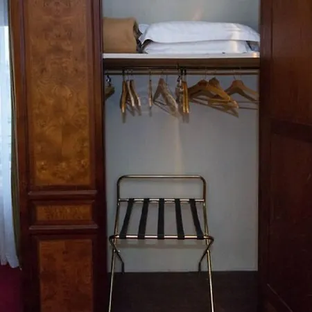 Langlois 3* Paris
