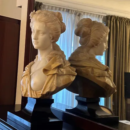 Langlois 3* Paris