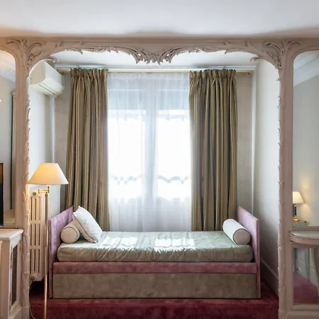 랑글루아 호텔 3*