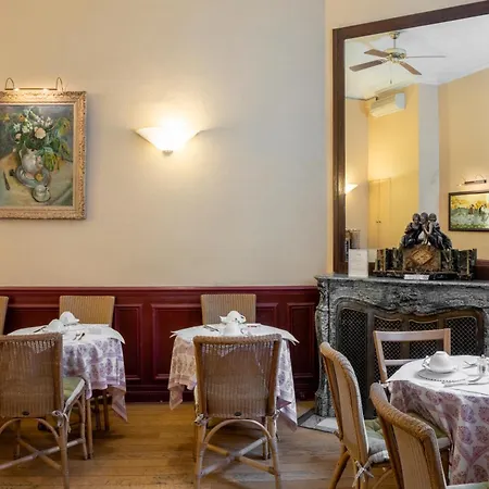 랑글루아 호텔 3*