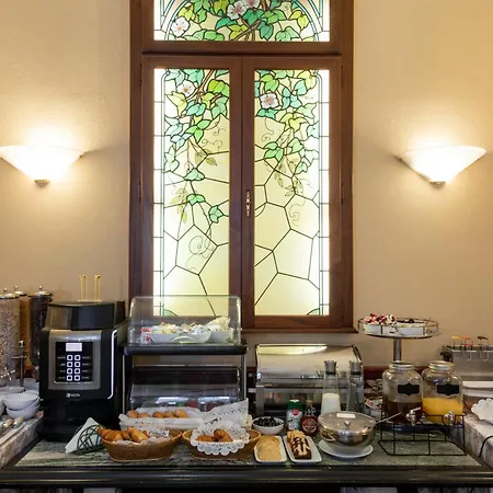 호텔 랑글루아 3*