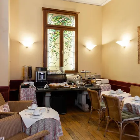 랑글루아 3* 파리