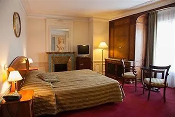 Langlois Hotel